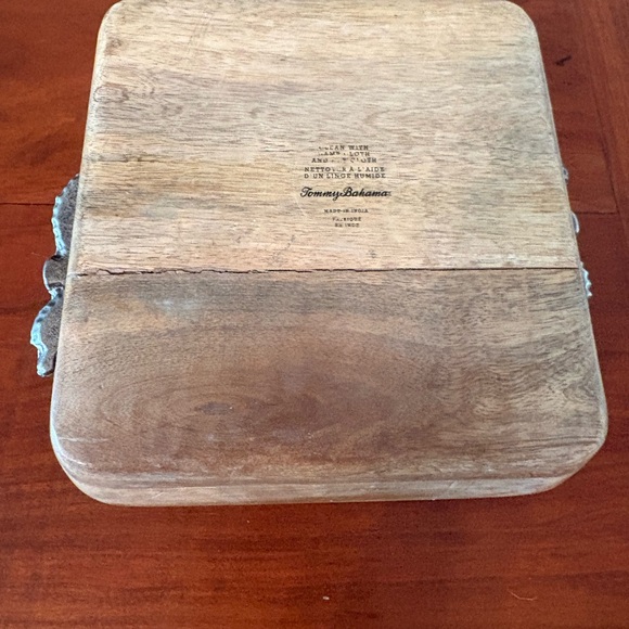 Tommy Bahama Wooden Tray Seahorse Handles Coastal Beach Decor Wood Serving Tray - Picture 7 of 9